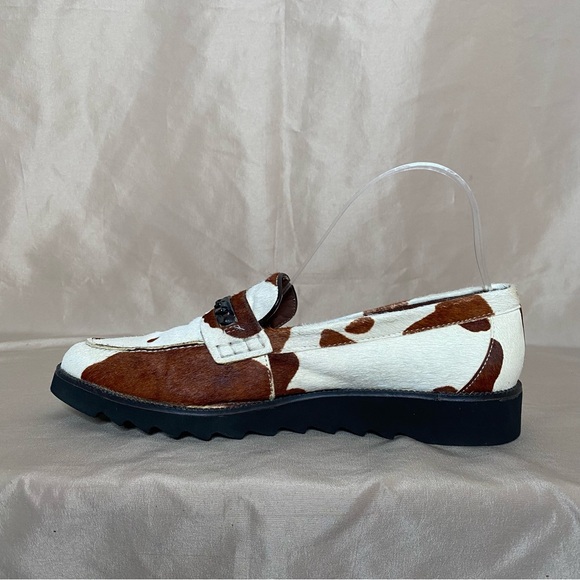 Donald J. Pliner 7.5 Cowhide Brecca Loafer - Picture 4 of 15